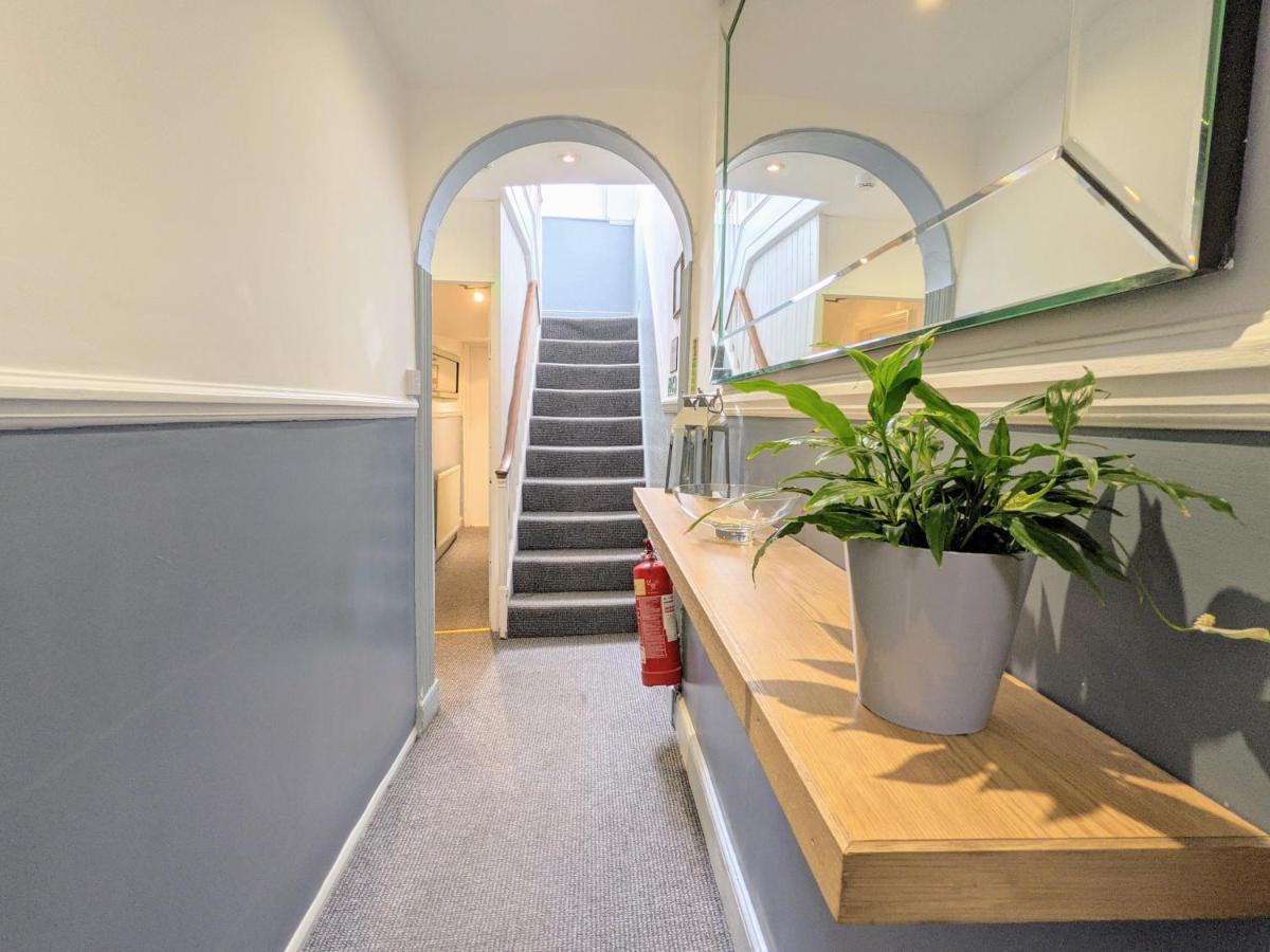 Ocean Breeze Rooms Brighton Екстер'єр фото