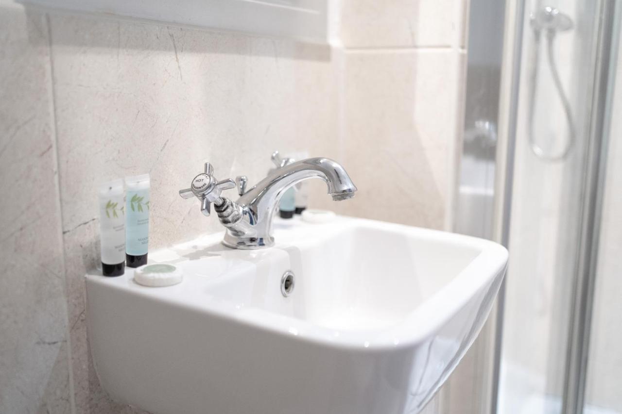 Ocean Breeze Rooms Brighton Екстер'єр фото